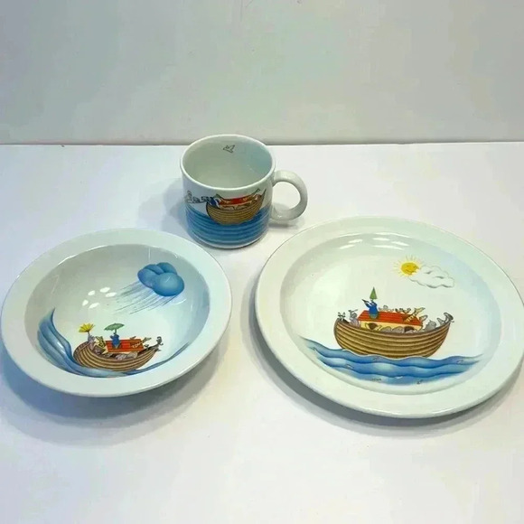 Royal Worcester Noah's Ark Child's Porcelain Dining Collection England Set 1983 - Picture 1 of 6